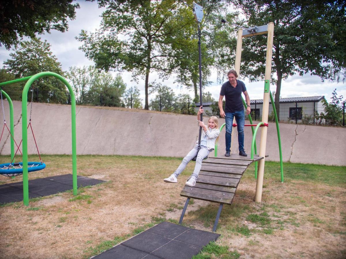 Topparken - Recreatiepark De Wielerbaan ワーゲニンゲン エクステリア 写真