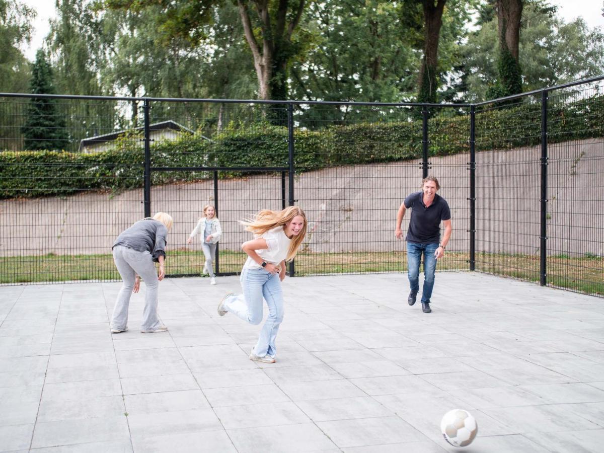 Topparken - Recreatiepark De Wielerbaan ワーゲニンゲン エクステリア 写真